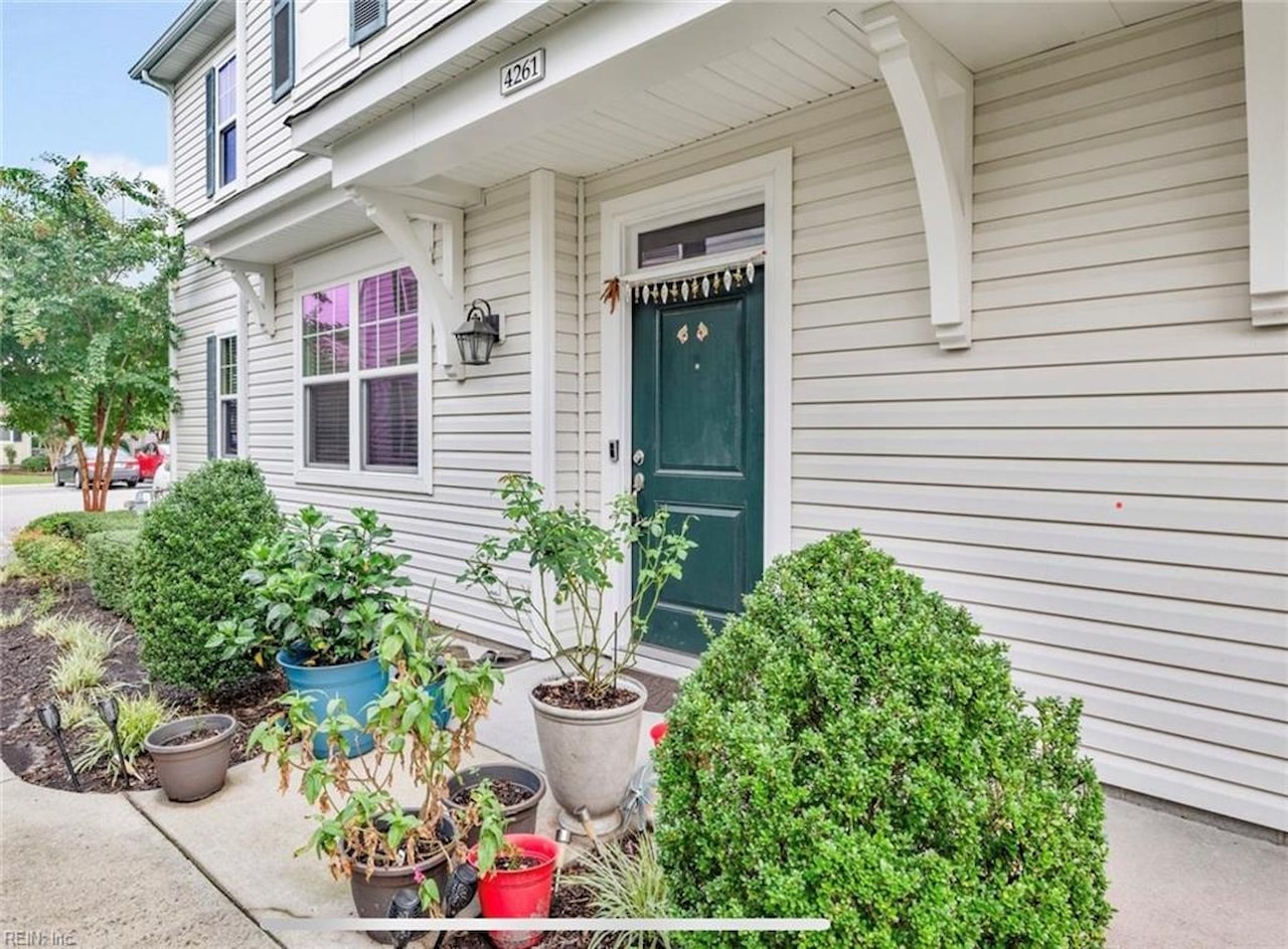 home for sale in Spence Crossing Virginia Beach VA 23456 MLS 10501227