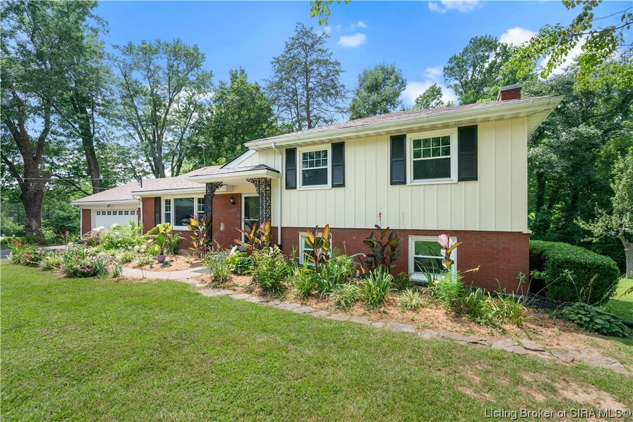 3715 Flemar Dr Floyds Knobs, IN 47119 MLS 202309346