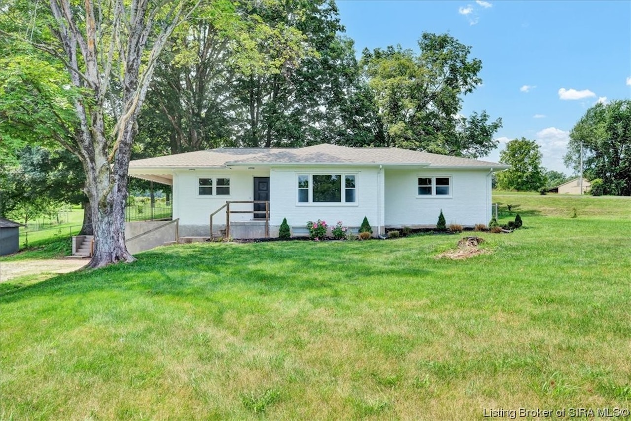 3981 Highway 135 NE Corydon, IN 47112 | MLS 202309576