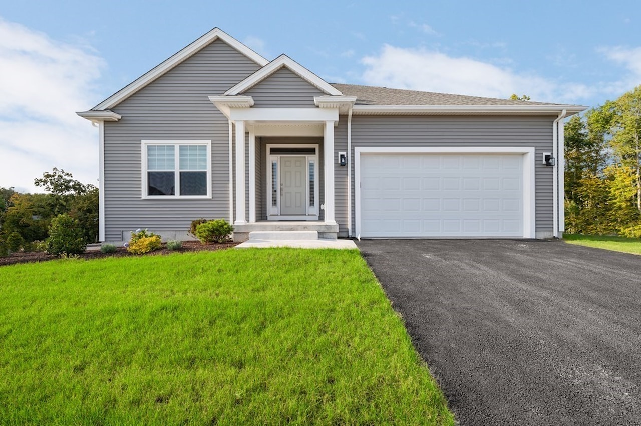 Stone Hill Condominiums Whitinsville Northbridge, 157 Rolling Ridge