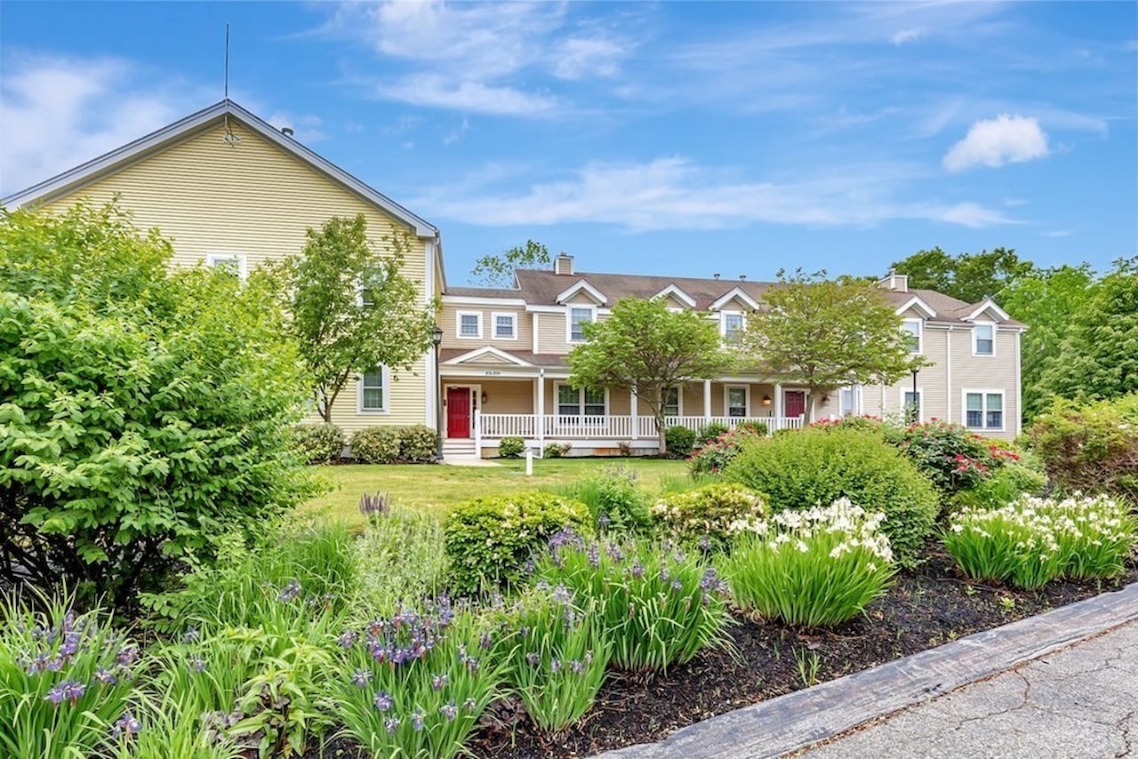 Minuteman Commons Lincoln, 82 Virginia Rd 106, MA, condo for sale, MLS