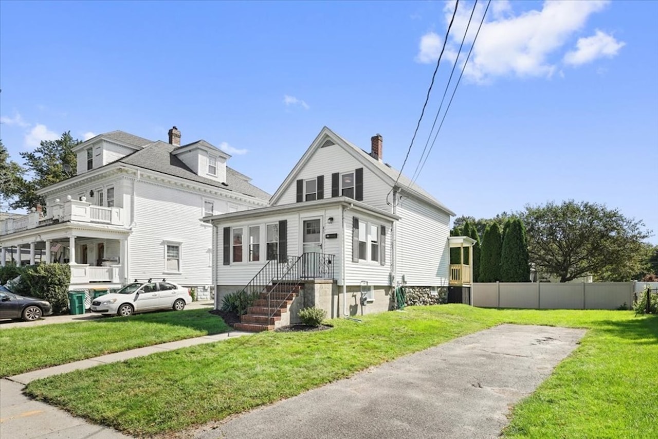 67 Hill Street Norwood MA 02062 MLS 73153545   102 73153545 01 