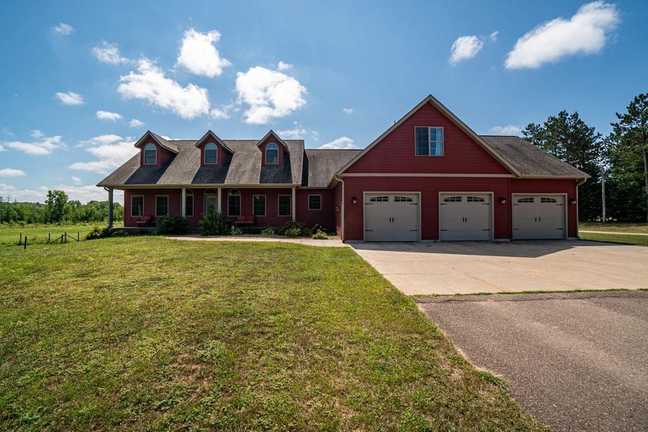 E11365 County Road Ss Fall Creek, WI 547424506 MLS 1576558