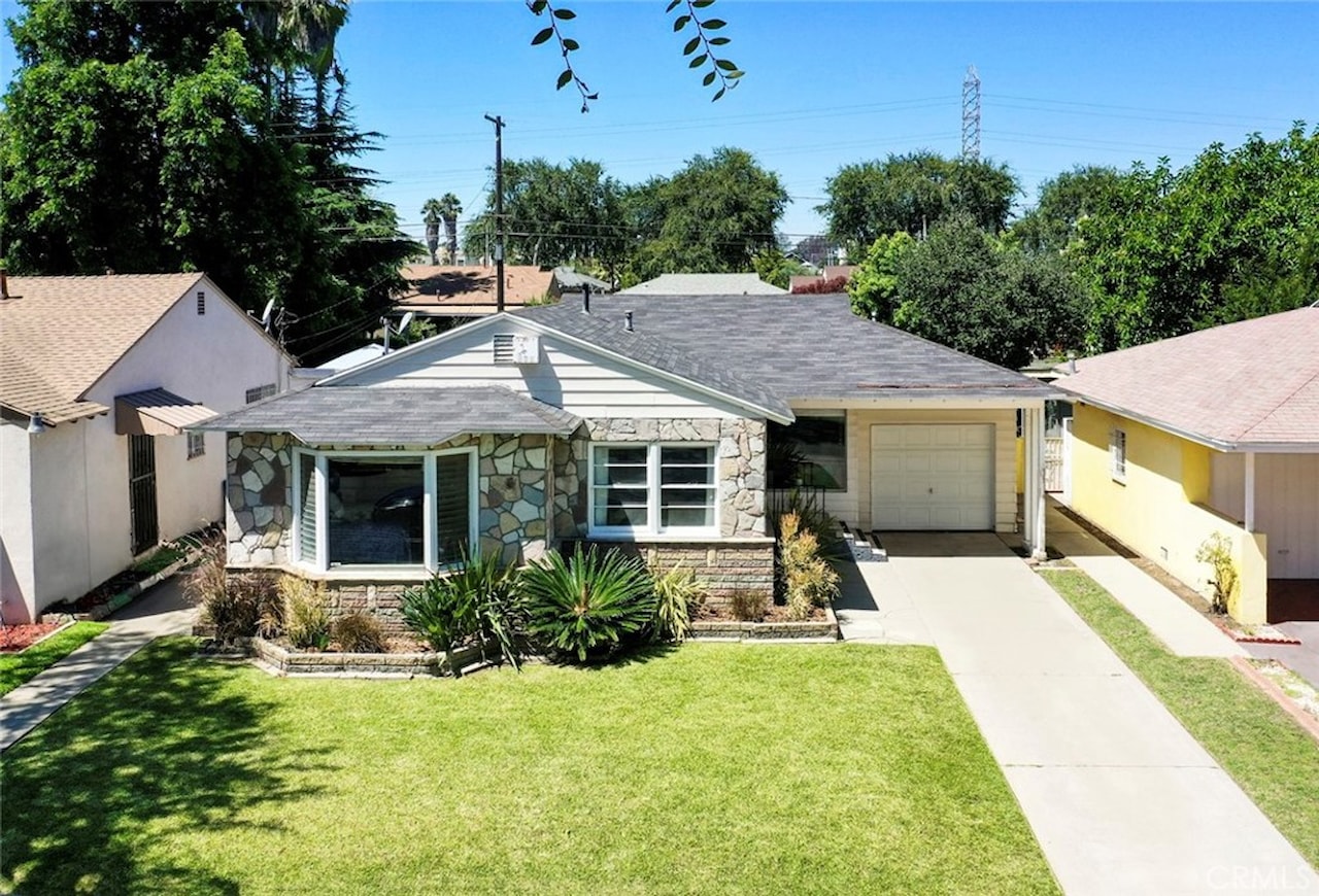 13203 Mckinley Ave, Los Angeles, CA 90059 | RubyHome