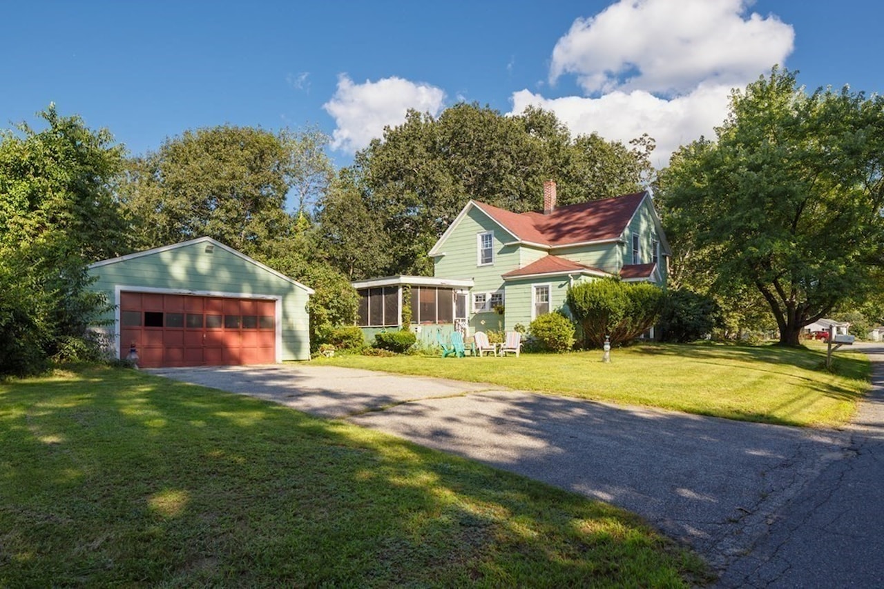 227 Brandy Brow Rd Haverhill 01830 MA home for sale 365,000 73156483