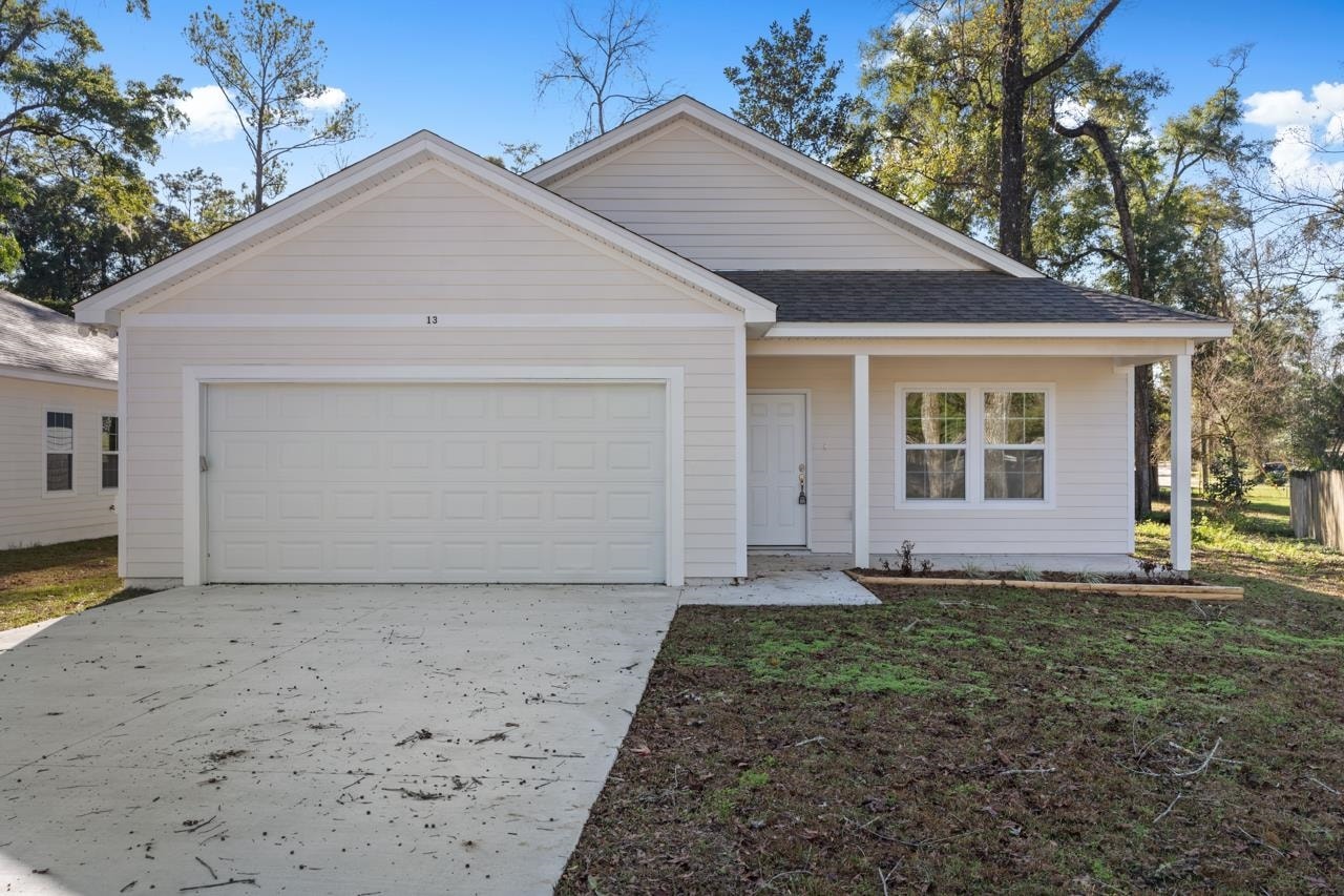 13 Cochise St Crawfordville, FL 32327 in Wakulla Gardens