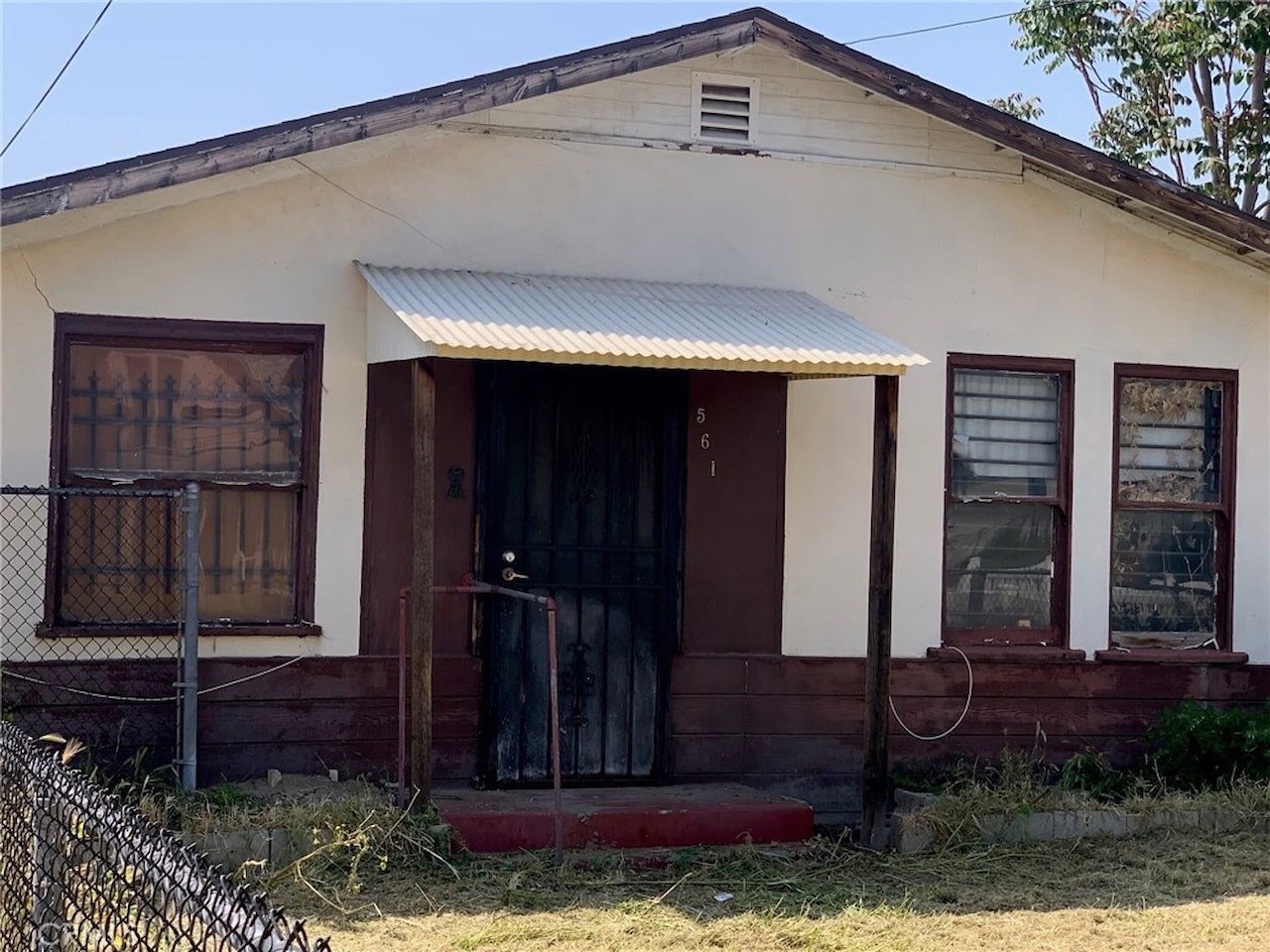 561 Prospect Ave Riverside, CA 92507 MLS IG23067930