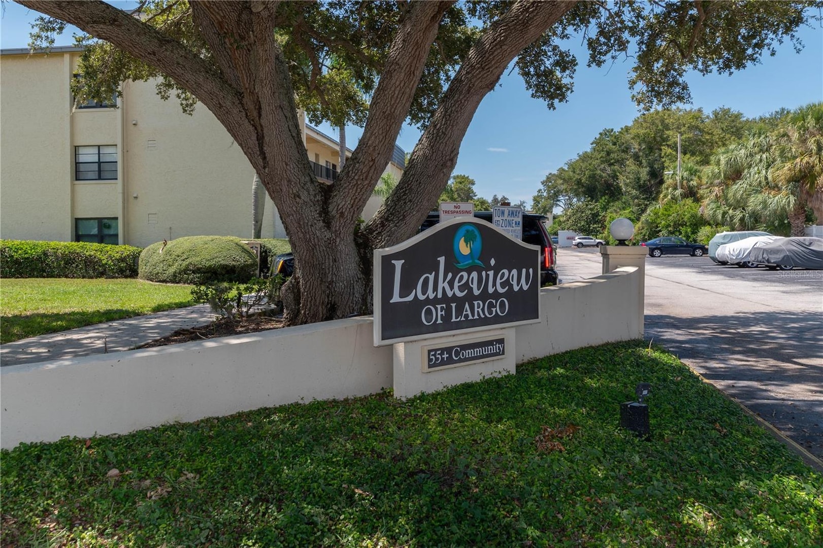 14130 Rosemary Ln 4116 Largo, FL 33774 MLS U8213553