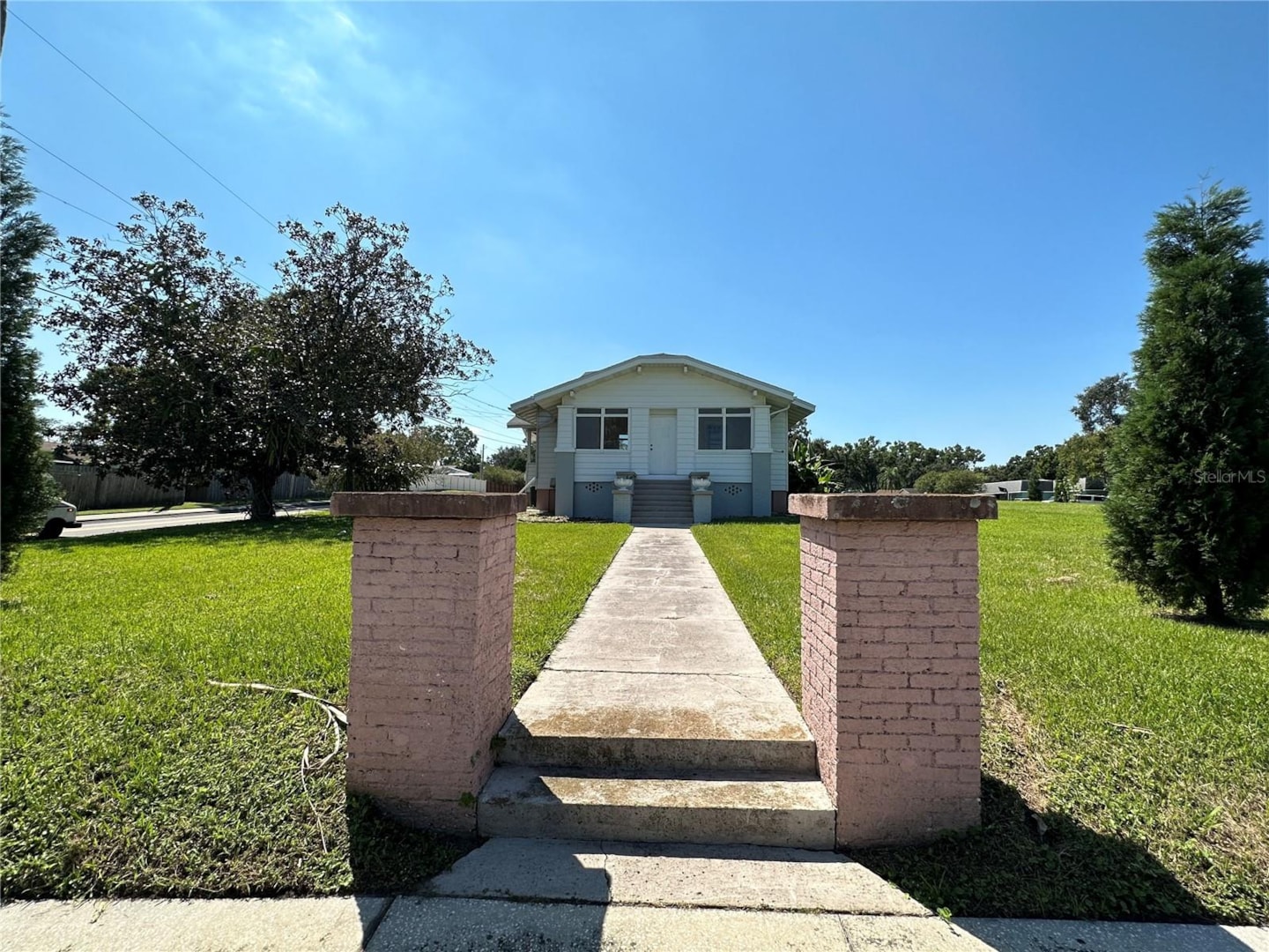 1735 Hallam Dr in Lakeland, FL