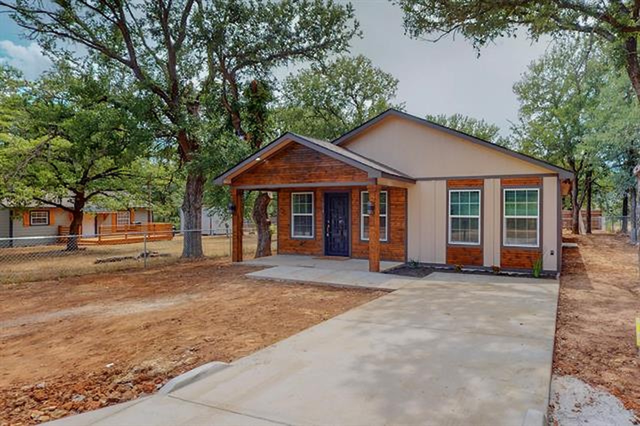 5814 Lake Granbury Trail Granbury TX Elevate Realty Group Granbury