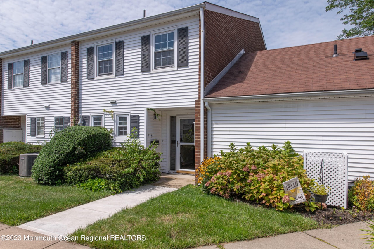 116 Walnut Dr Spring Lake Heights, NJ 07762 MLS 22323179