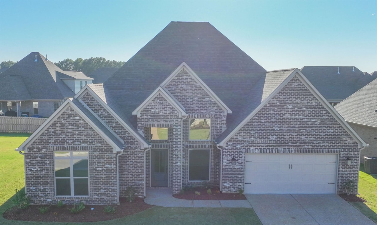 33 Noah Cove Jackson, TN 38305 MLS 234067