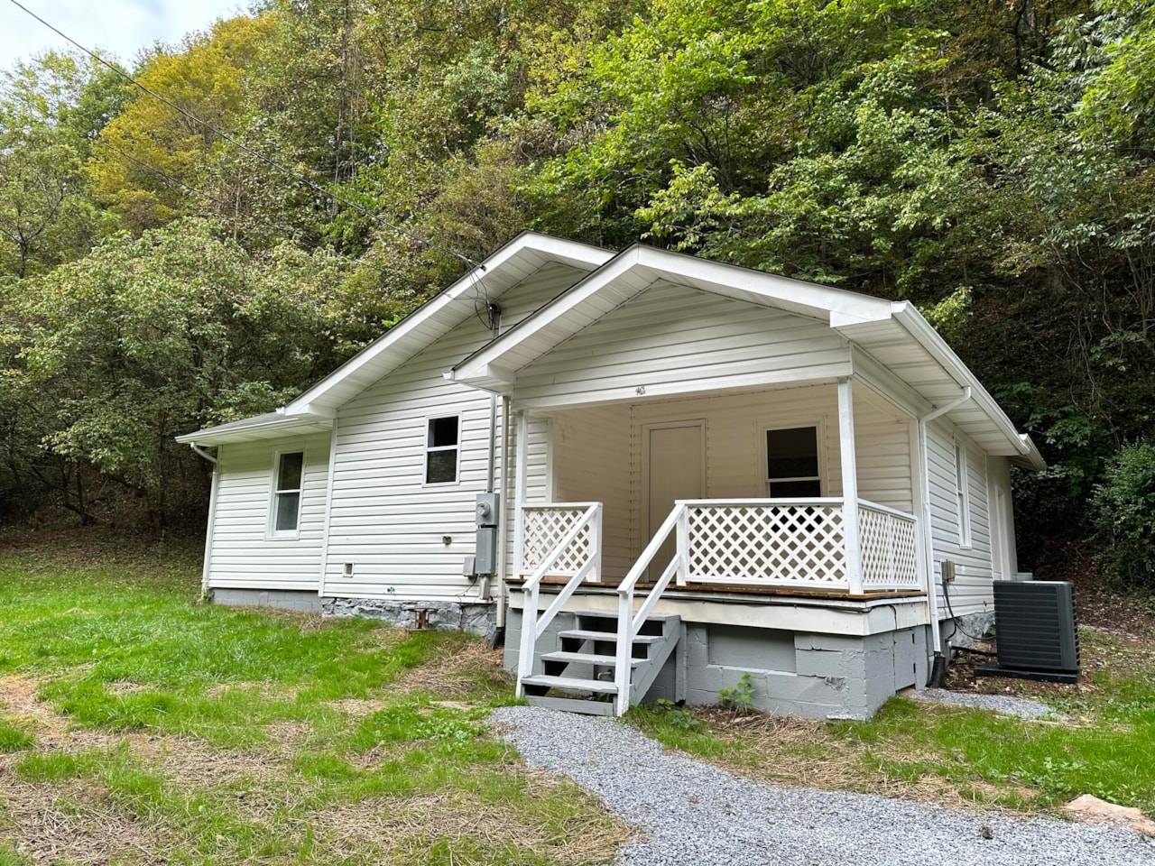 196 Long Hollow Rd Elizabethton, TN 37643 MLS 9957863