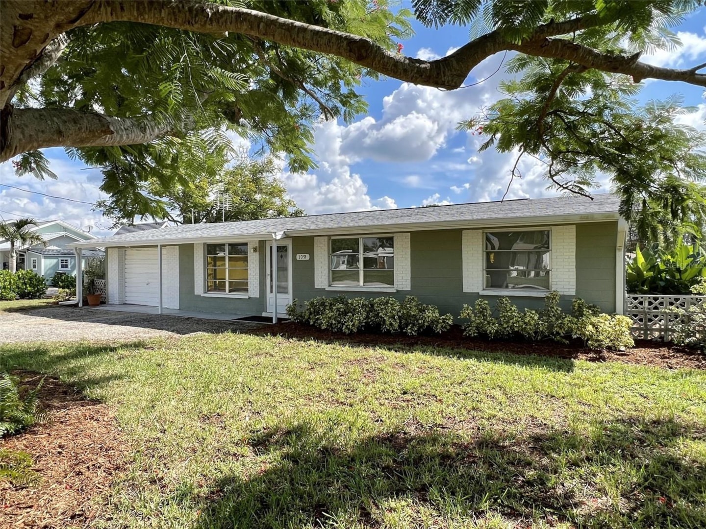 1091 Manor Rd, Englewood, FL 34223 MLS T3477371