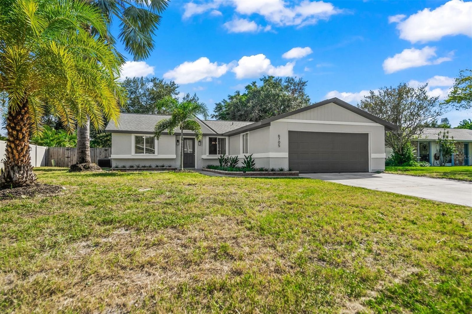 6705 35th Ave W Bradenton, FL 34209 | MLS A4585469