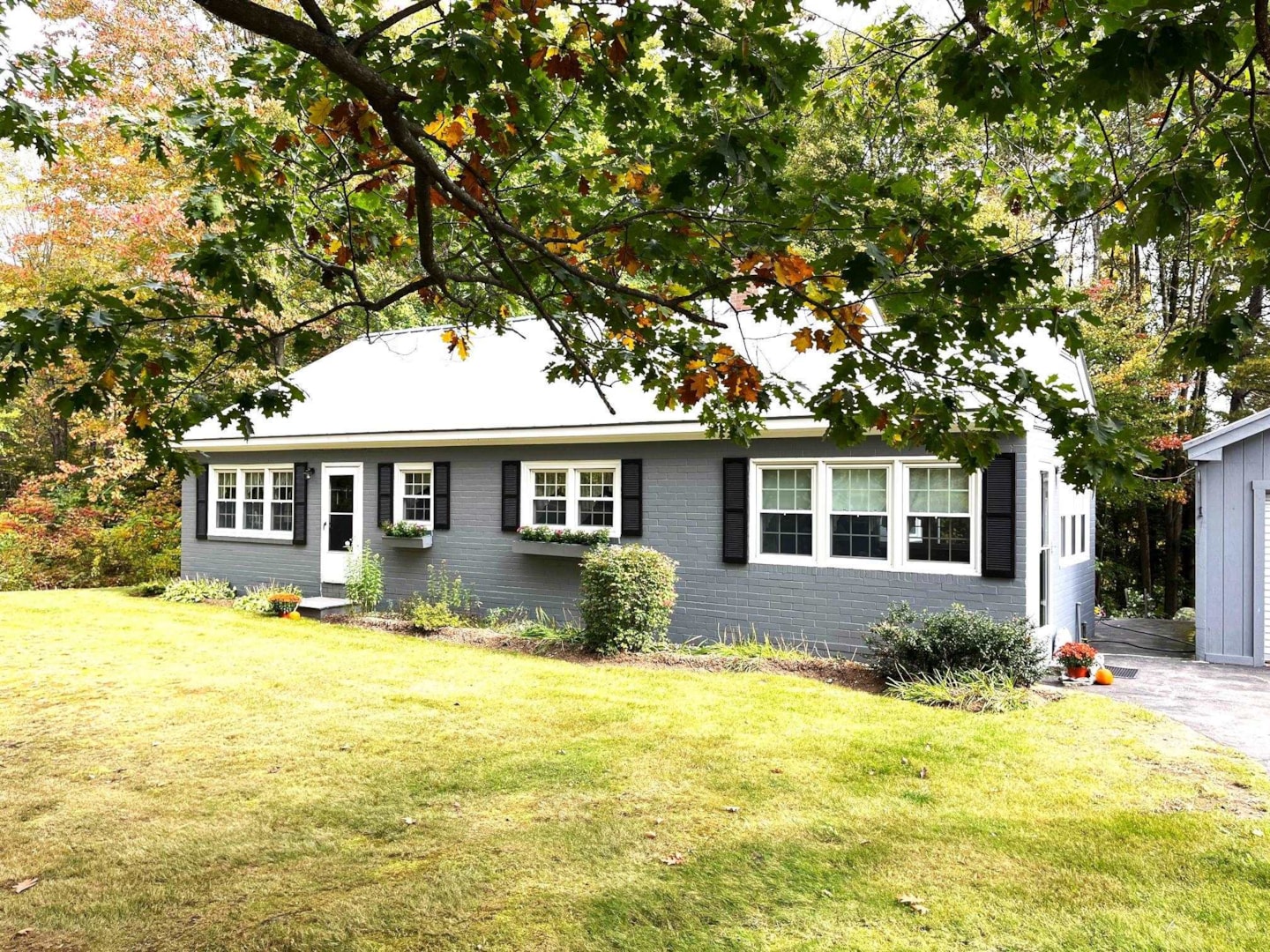 144 Bradford Rd Henniker 03242 NH home for sale 388,000 4974136