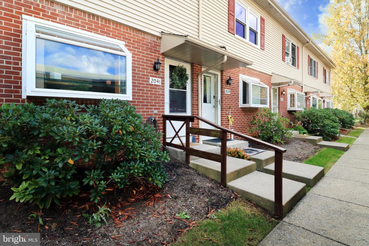 2041 Mary Ellen Ln State College, PA 16803 home for sale KBB