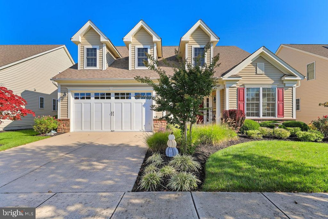 Medford Homes For Sale 3 Mitchell Ct home to a Traditionally