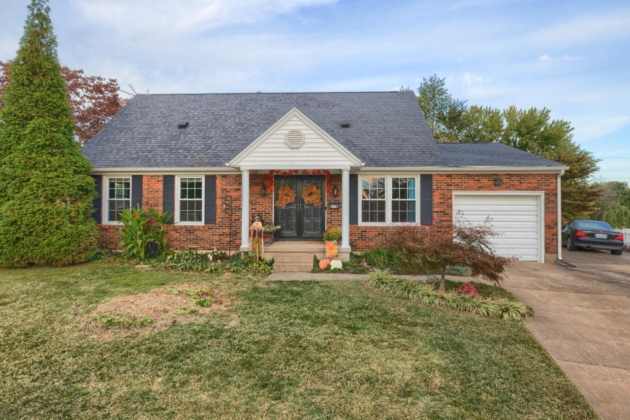 1718 Trinity Drive Owensboro, KY 42303 MLS 88260