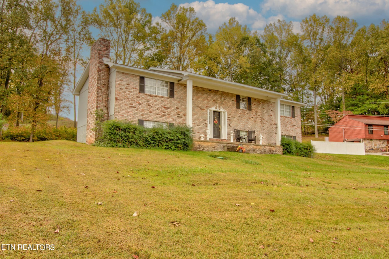 8524 Troutman Ln Knoxville, TN 37931 MLS 1243402