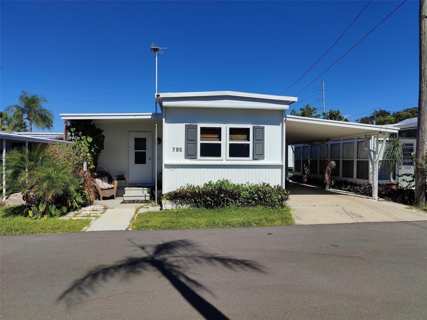 1600 N Old Coachman Rd 706 Clearwater, FL 33765 MLS U8218204