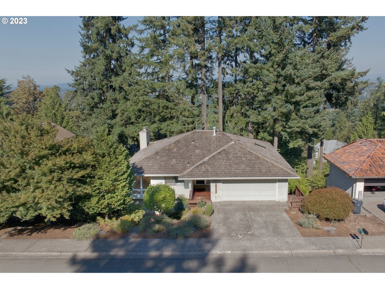 2906 Bluegrass WAY West Linn, OR 97068 MLS 23060106