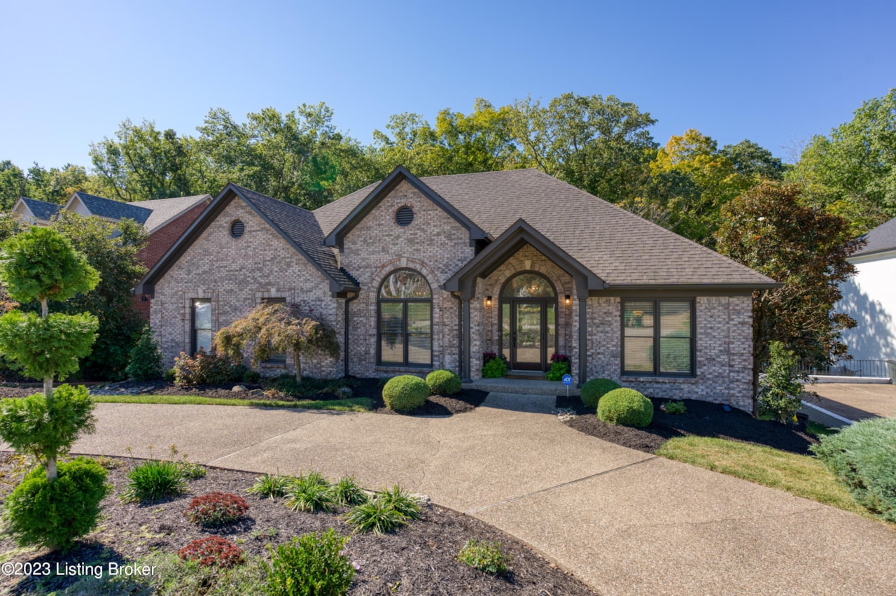 16806 Polo Fields Ln Louisville, KY 40245 MLS 1647261