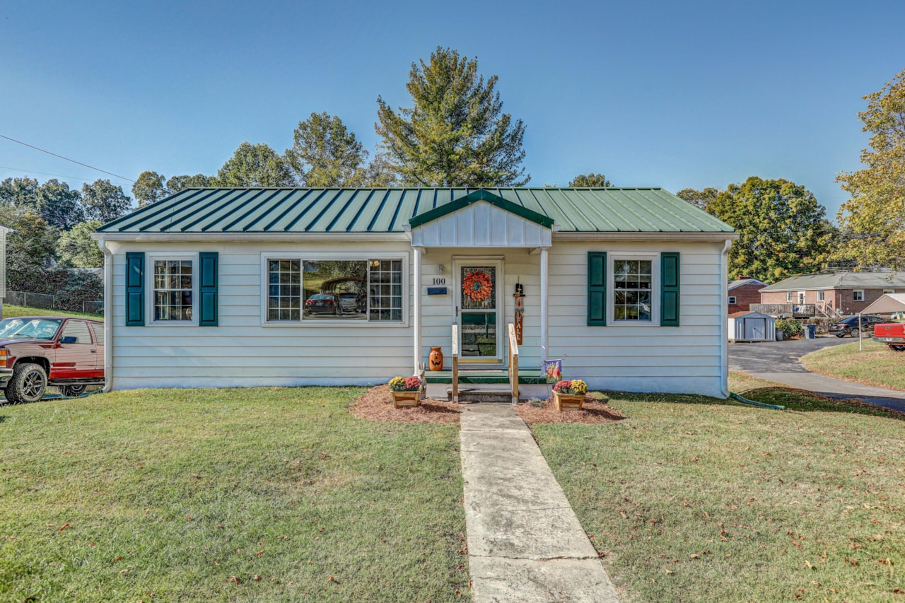 100 Neal Dr Bristol, TN 37620 MLS 9958081