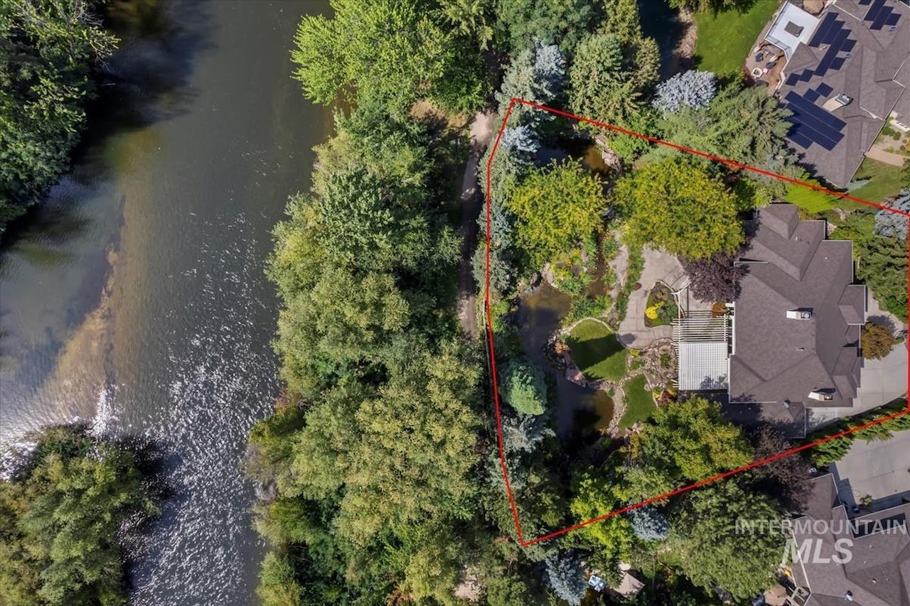 9647 W Pebble Brook Lane Boise, ID 83714 MLS 98890655