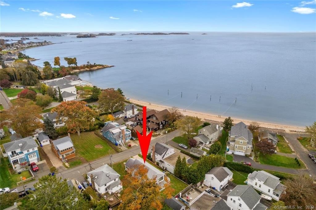 10 2Nd Ave Branford, CT 06405 MLS 170608272