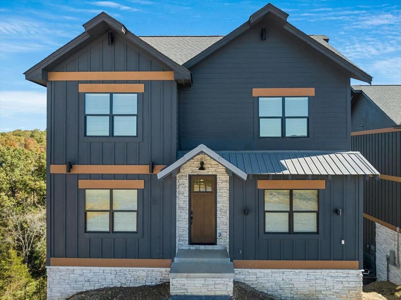 284 Rambling Creek Way Sevierville TN 37862 in The Lodges At Smith