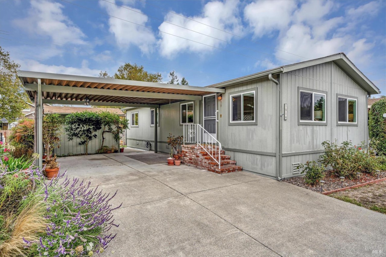 1516 Royal Oak Drive Petaluma, CA 94954 MLS 323922999
