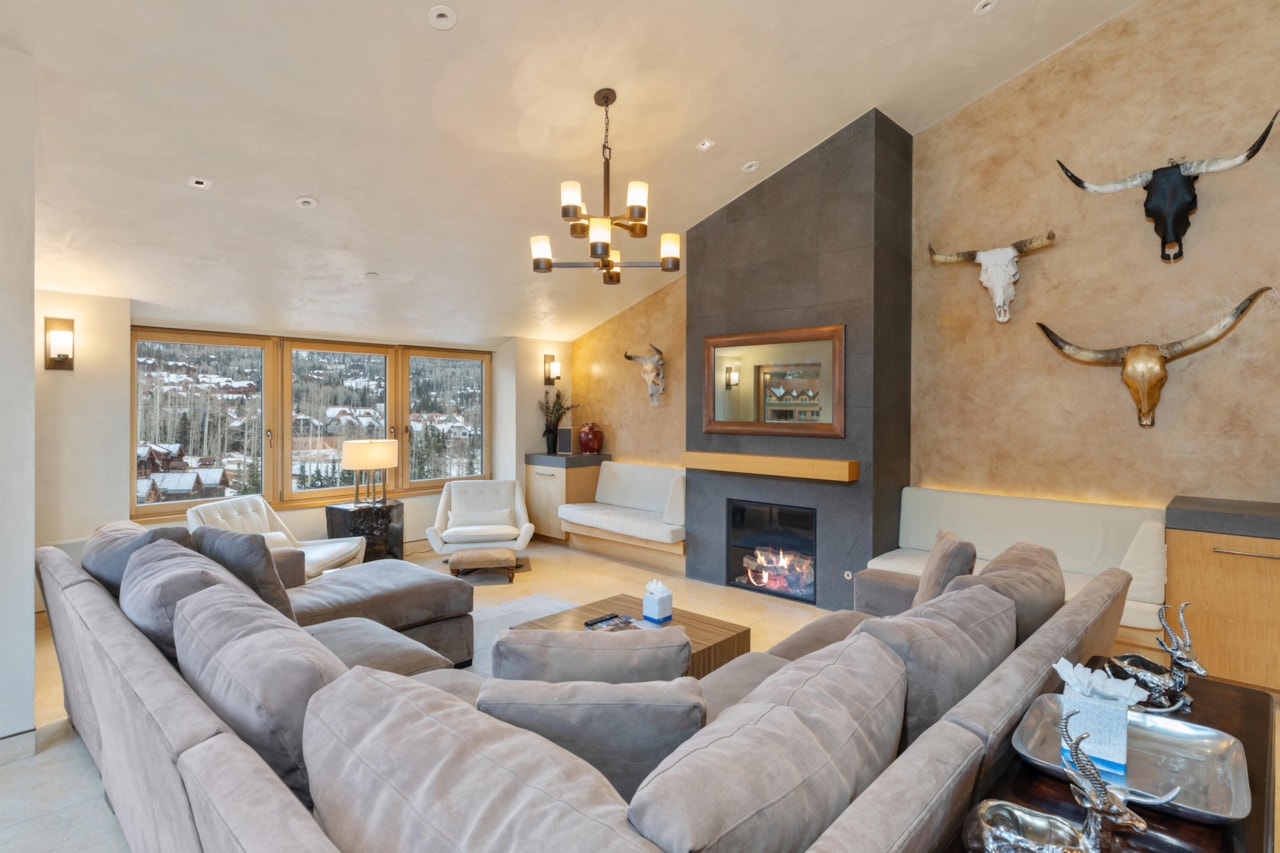 136 Country Club Dr #851 Mountain Village, COLORADO 81435 | MLS 42075 Photo 1