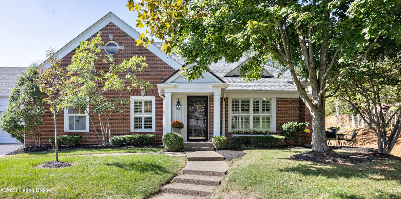 13627 Arbor Crest Cir Louisville, KY 40245 MLS 1647879