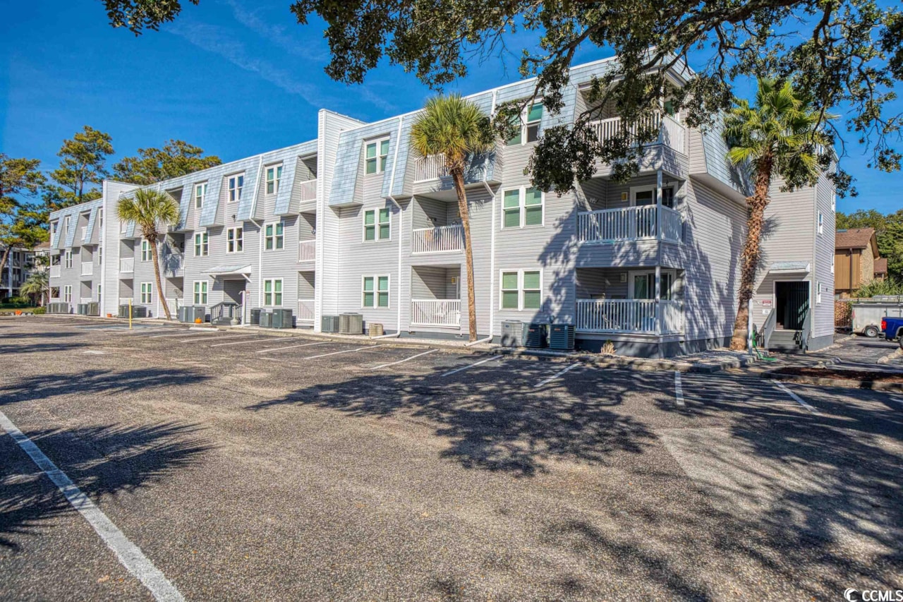 401 N Hillside Dr. 1K North Myrtle Beach, SC 29582 MLS 2323234