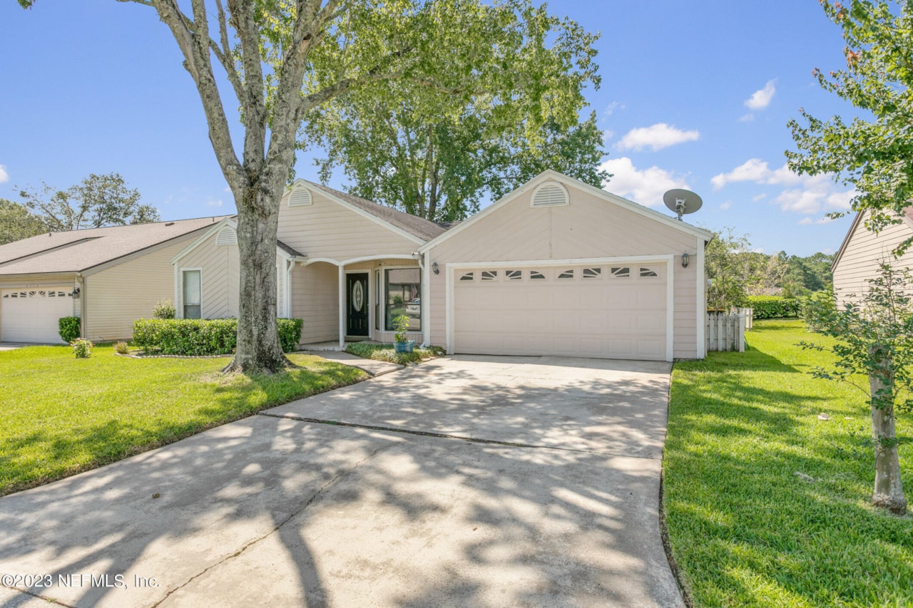 8330 Chimney Oak Dr Jacksonville, FL 32244 MLS 1243369