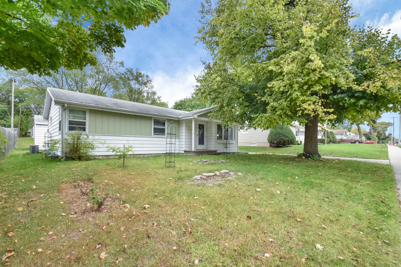 260 N Danz Ave Green Bay, WI 54302 home for sale, MLS50282140