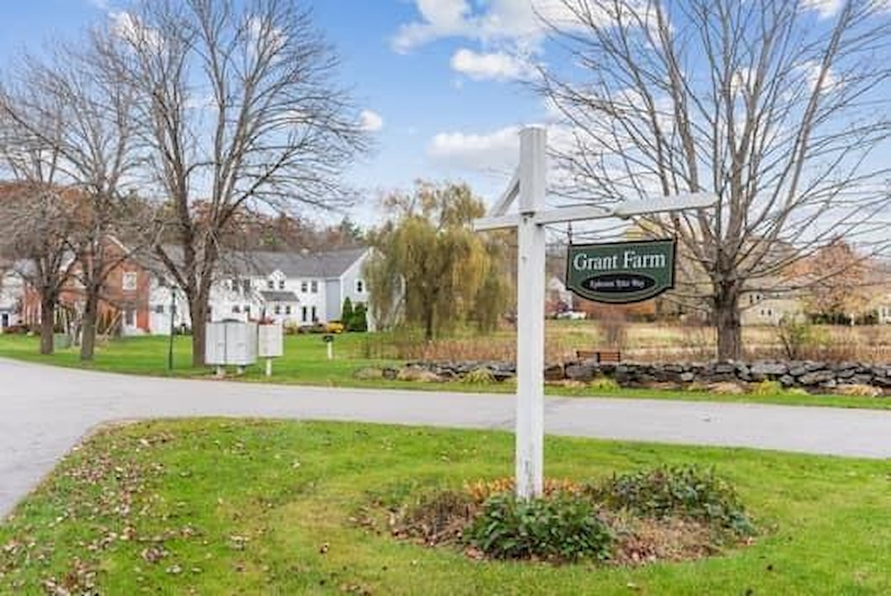 6 Ephraim Tyler Way Kennebunk 04043 ME condo for sale 509,000 1577856