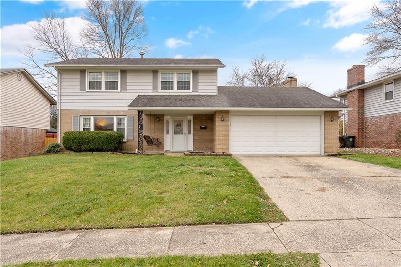 360 Cherrywood Drive Fairborn, OH 45324 | MLS 900582