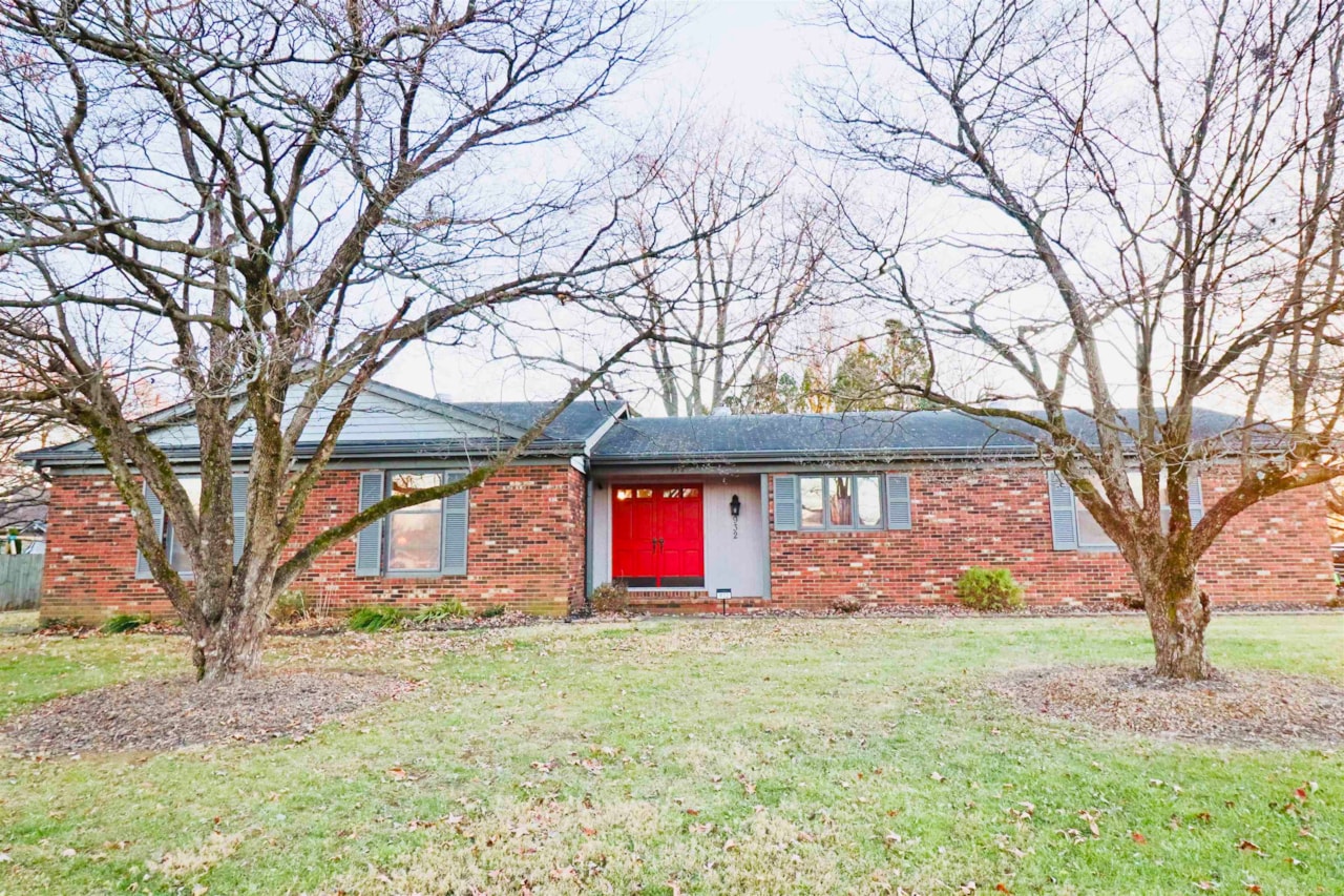 932 Village Drive Henderson, KY 42420 MLS 230474