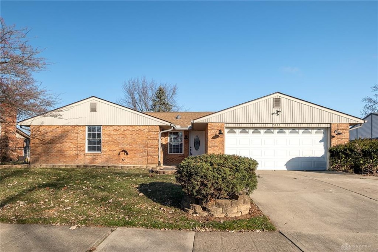 5445 Woodgate Drive Dayton, OH 45424 MLS 900722
