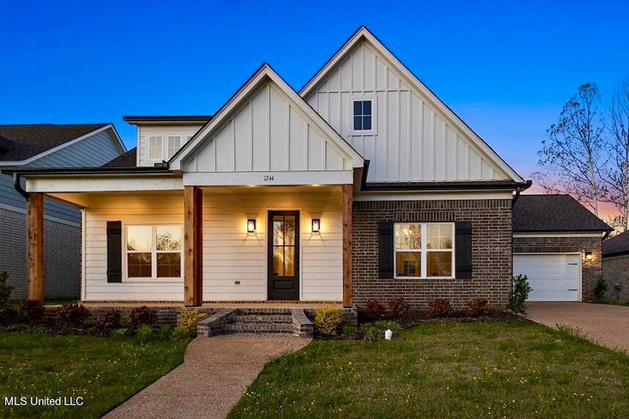 1244 Creekside Ln Hernando, MS 38632 MLS 4058551