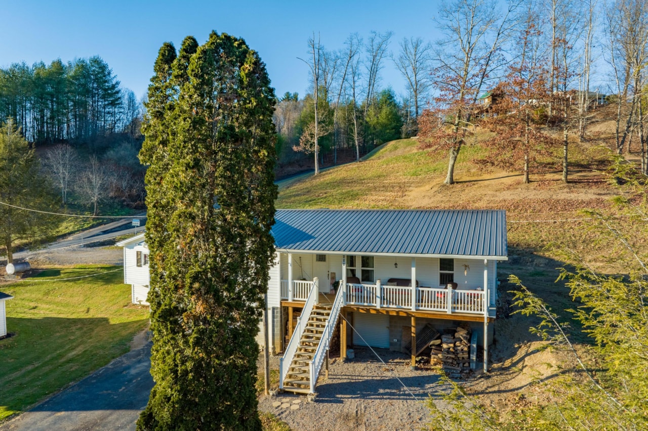 651 Liberty Church Rd Mountain City, TN 37683 MLS 9960046