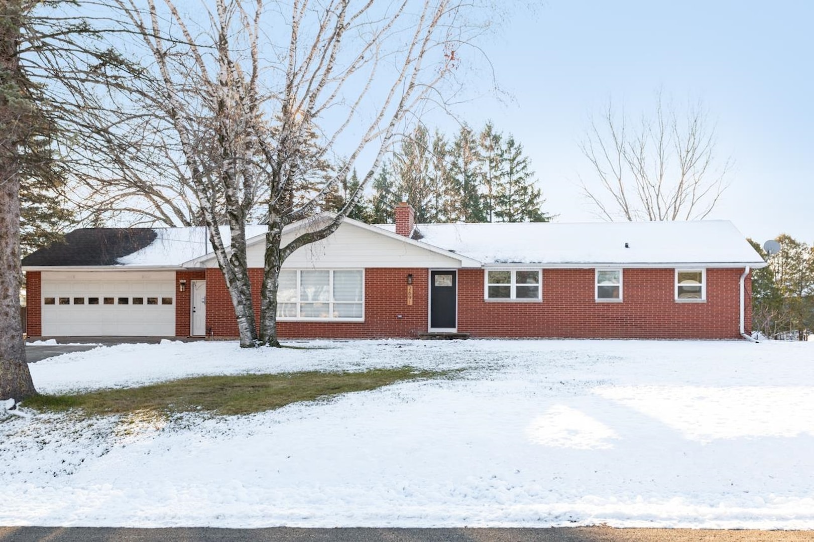 2691 S Memorial Dr Green Bay, WI 54313 home for sale, MLS50284849