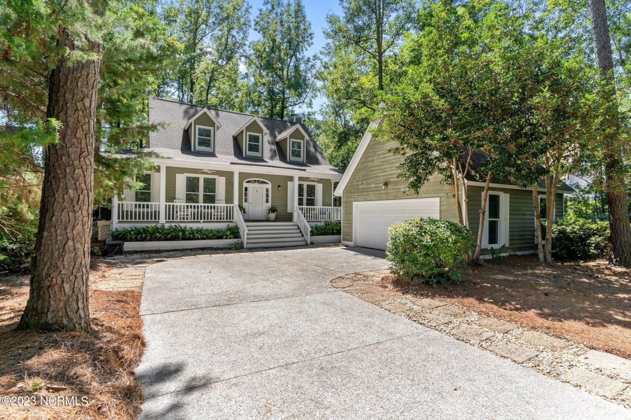 Real Estate & property in Wilmington NC at 1402 Old Lamplighter Way the latest price of 631,000