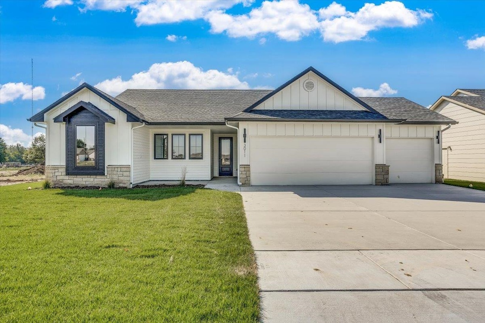 Homes for Sale in 3011 E Sunnyslope Wichita, KS