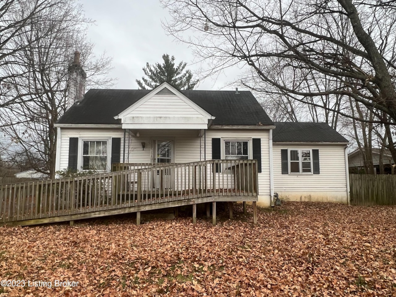 5208 Cooper Chapel Rd Louisville, KY 40229 MLS 1651164