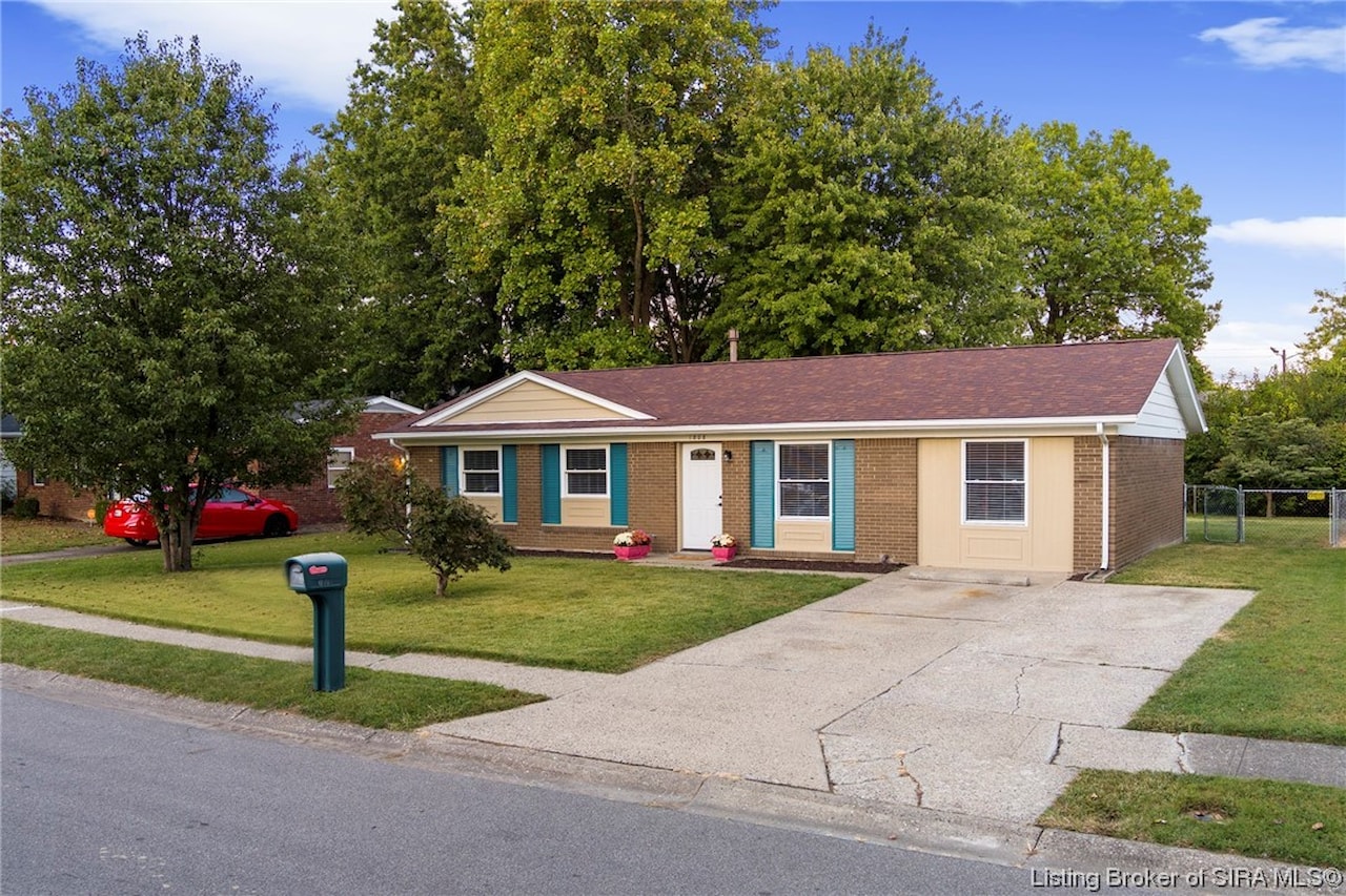 1808 Tennyson Dr Clarksville, IN 47129 MLS 2023010942