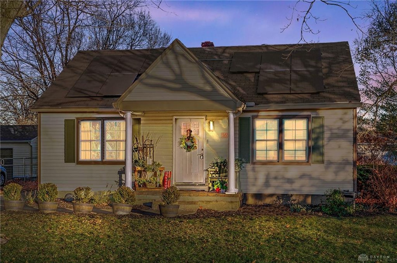 1694 Beaverbrook Drive Beavercreek, OH 45432 MLS 902055