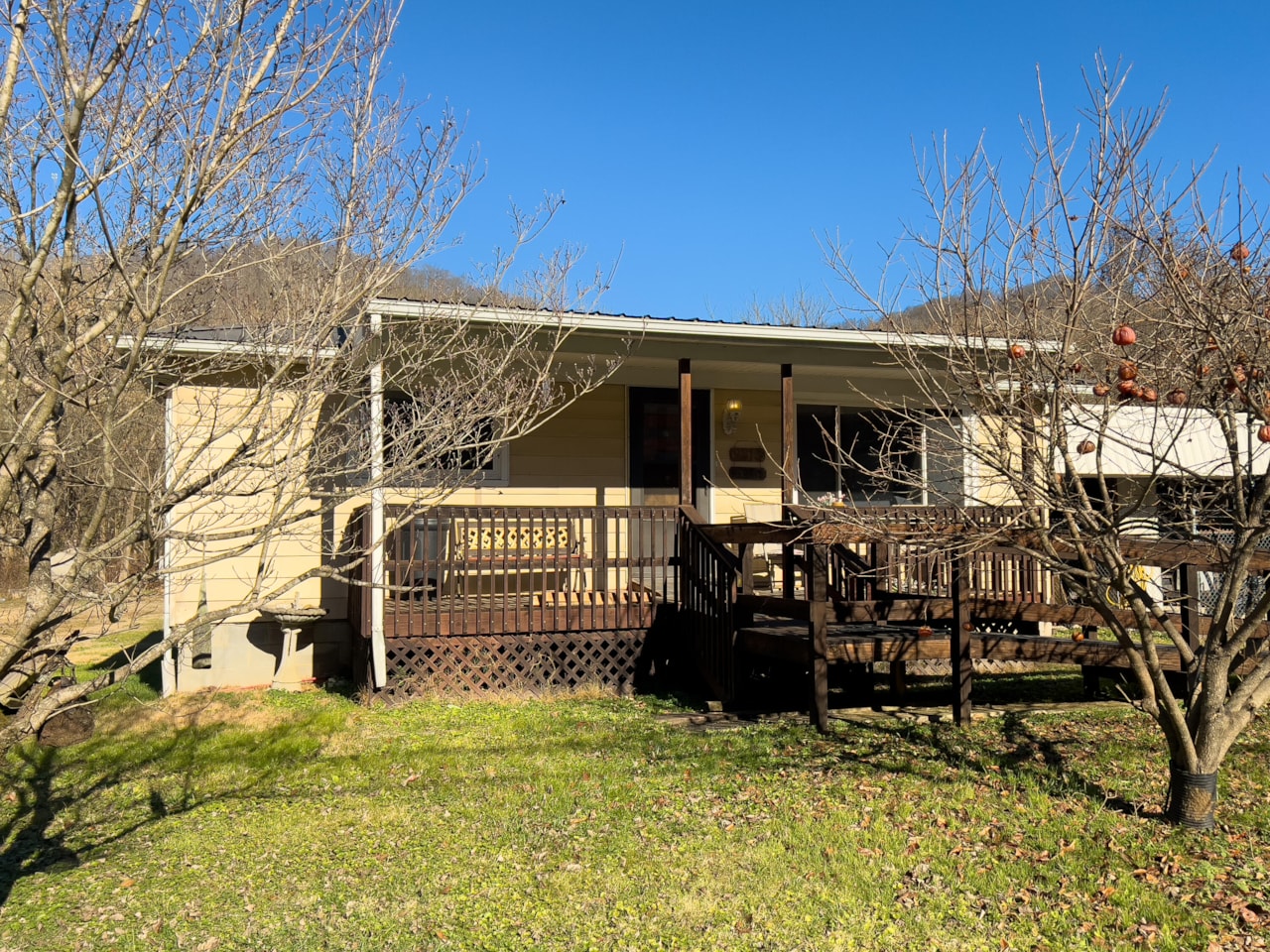 9813 Ky122 Mcdowell, KY 41647 MLS 23023946